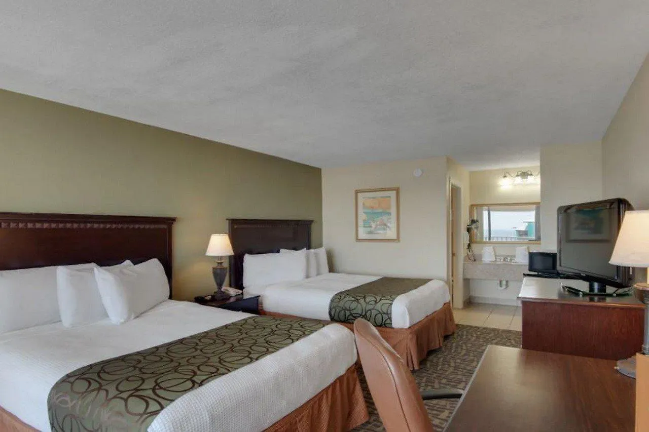 Hotel Baymont By Wyndham Panama City Beach